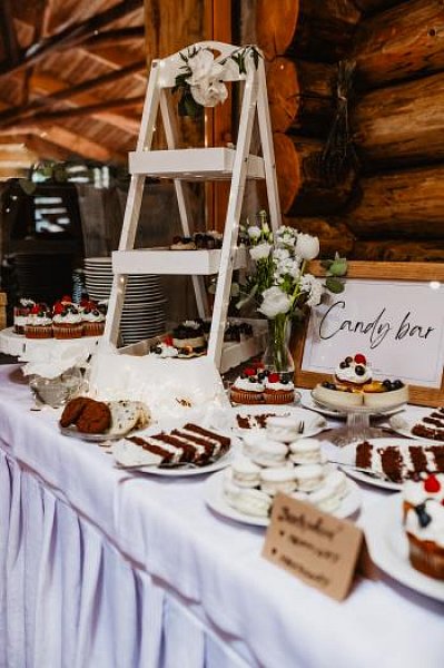 Svatební catering