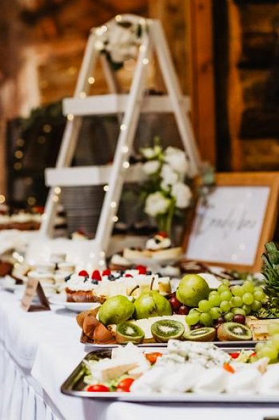 Svatební catering