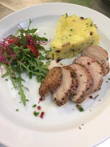 Svatební catering