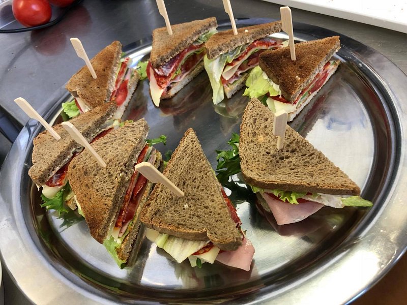 Svatební catering